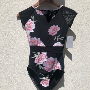 Capezio Black cap sleeved leotard w/tie back